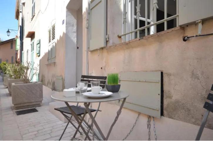Appartement 3 Studios Centre Ville Saint Tropez Avec Parking 外观 照片
